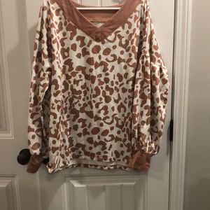 Leopard print top